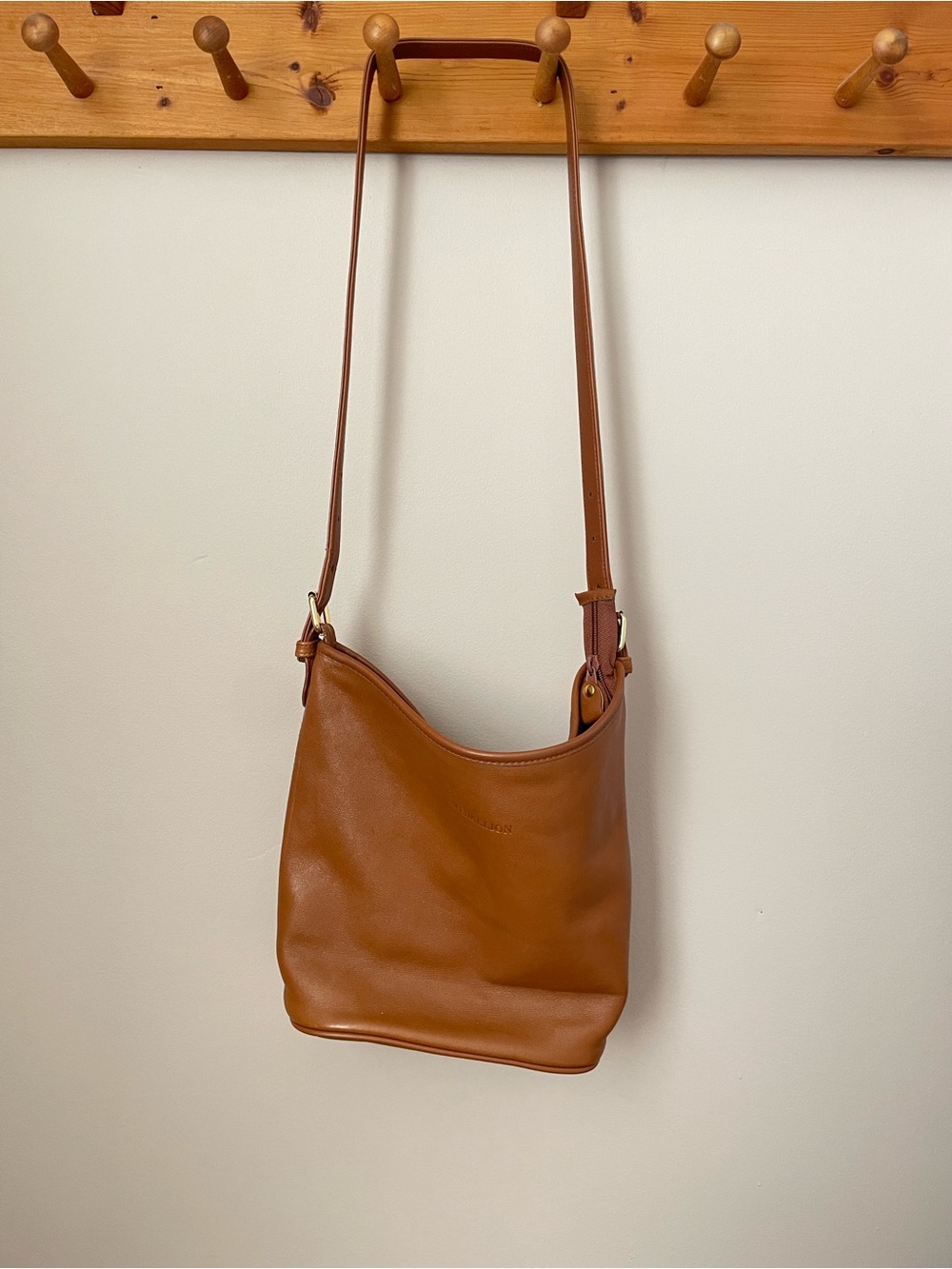 Leather Crossbody Bag in Cognac Brown - Medallion